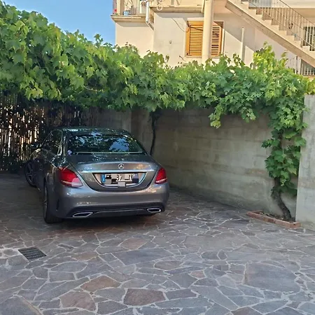 Casa Del Glicine