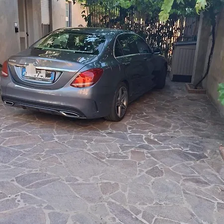 Semesterbostad Casa Del Glicine Tortolì